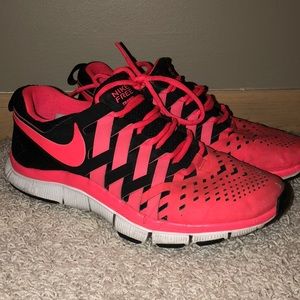 Nike Fingertrap Shoes